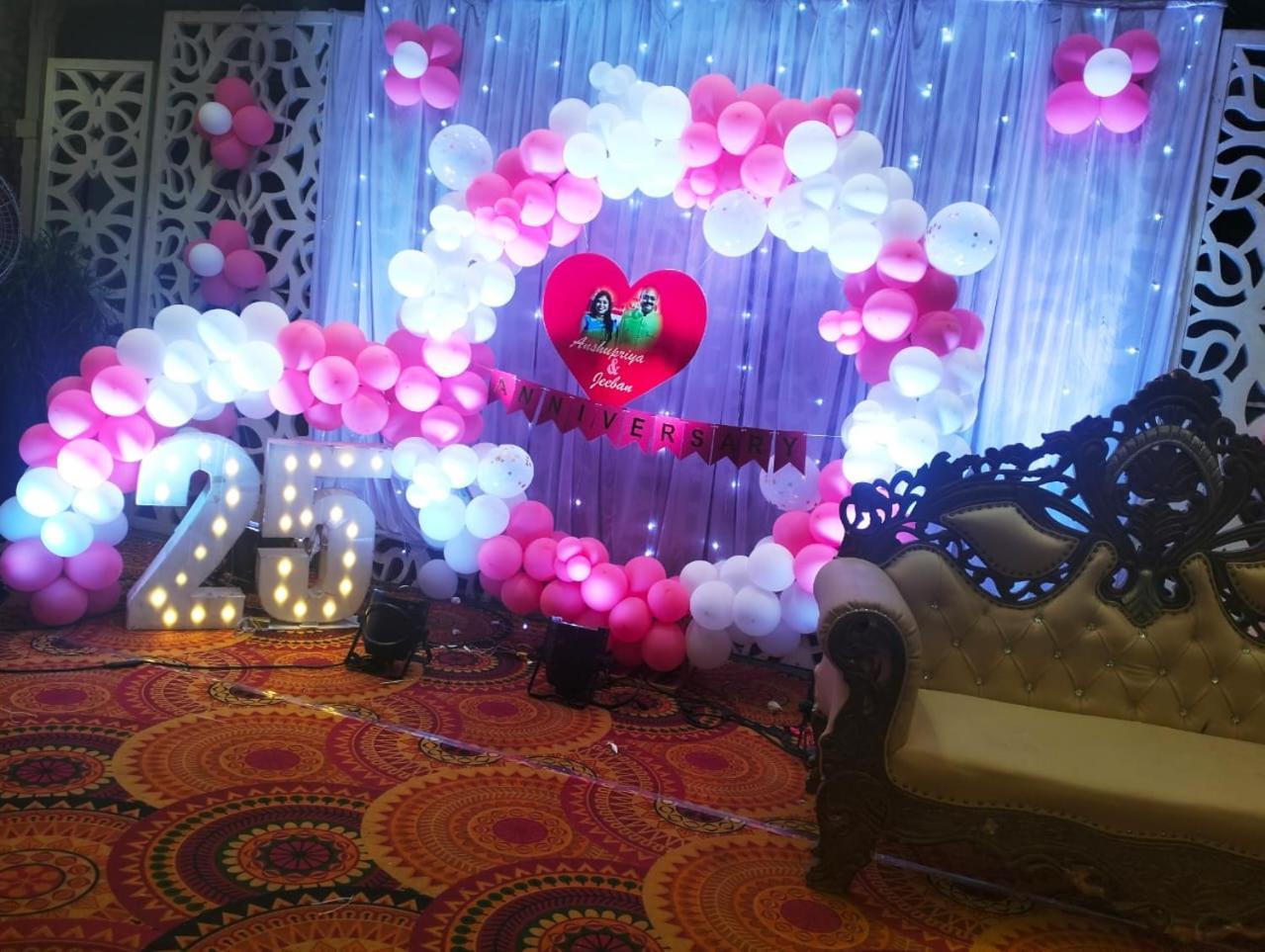 Hotel Pushpak Bhubaneswar Esterno foto